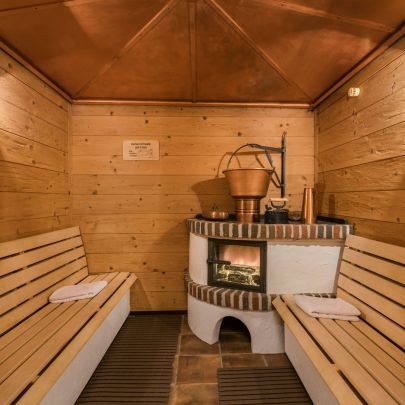 Die Kamin-Biokräuter-Sauna im Hotel Waldruh